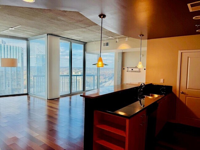 Foto del edificio - 3324 Peachtree Rd NE