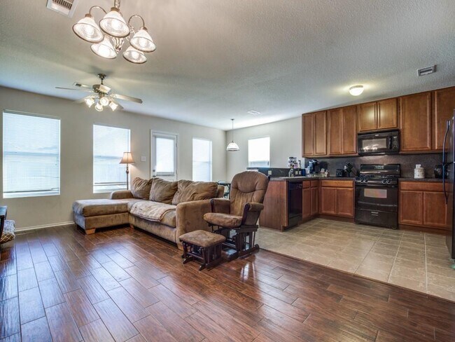 Building Photo - 3622 Teal Ln