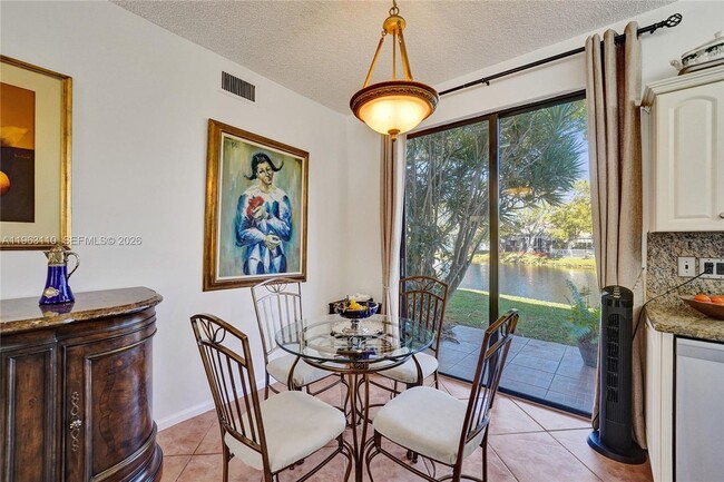 Foto del edificio - 1025 NW 105th Way