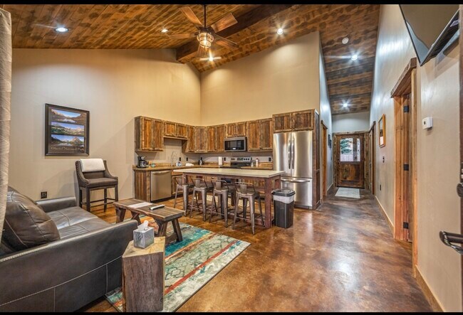 Foto del edificio - 338 Fehlberg Ln