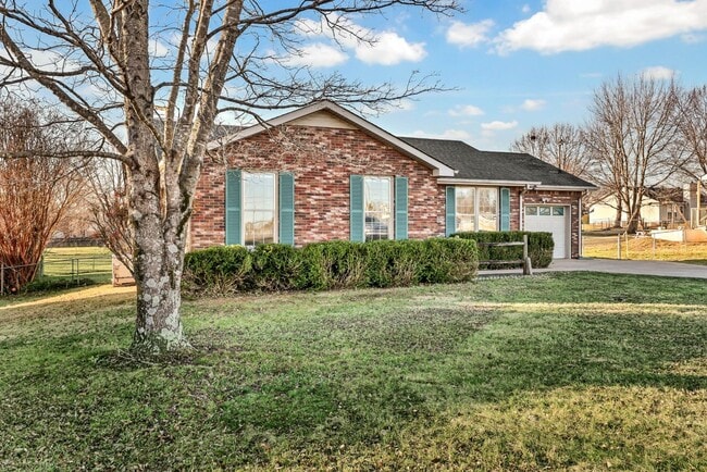 Building Photo - 3708 Trenton Rd
