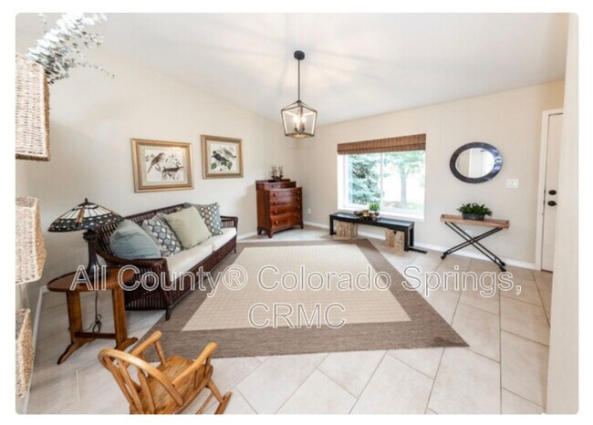 Foto del edificio - 3745 Sedgewood Way