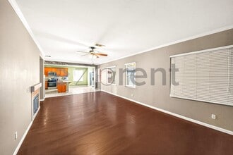 Building Photo - 619 W Ave H 13