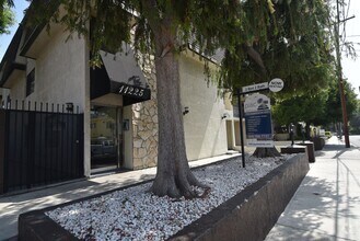 Building Photo - 11225 Huston St