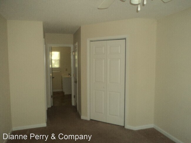 Building Photo - 3 br, 2 bath House - 2131 Market Street