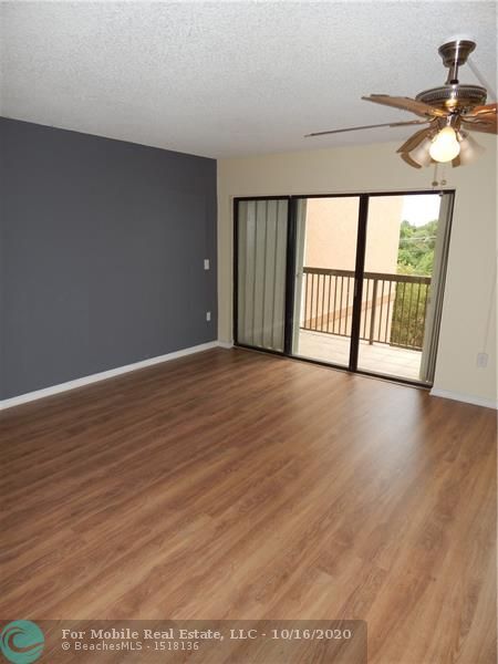 Foto del edificio - 701 NW 19th St
