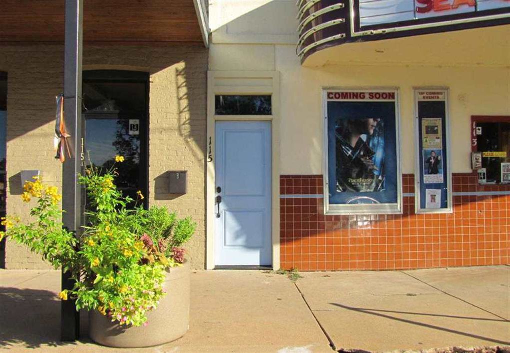 Primary Photo - 115 W Main St