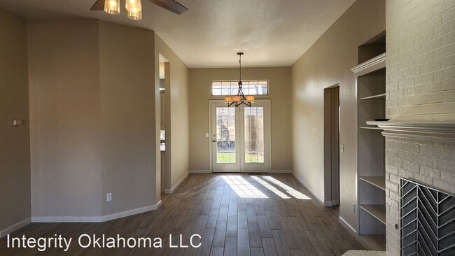 Foto del edificio - 3 br, 2 bath House - 1200 Charlton Rd.