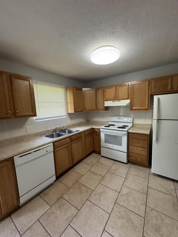 Foto principal - 76 Apple Ln