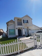 Building Photo - 257 Driftwood Dr