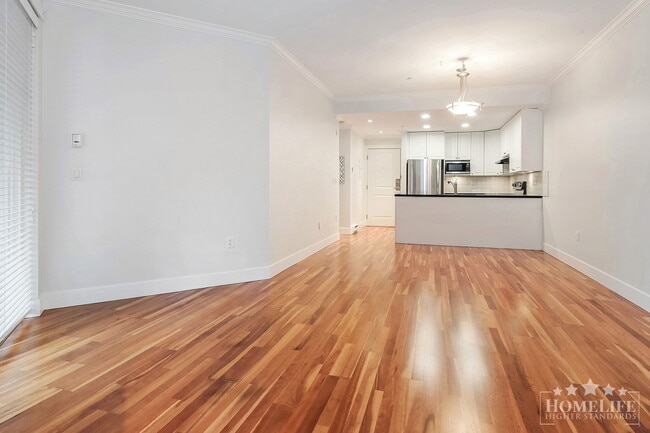 Building Photo - Charming 2-Bed, 2-Bath Condo for Rent at Ocean Bay Villas — South Surrey / White Rock