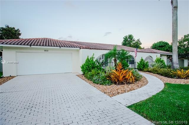 Building Photo - 8551 Gatehouse Rd
