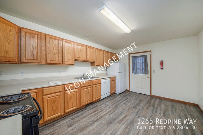 Foto del edificio - 1265 Redpine Way