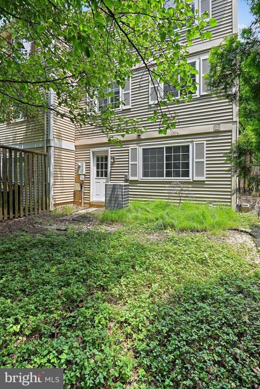 Building Photo - 1646 Barnstead Dr