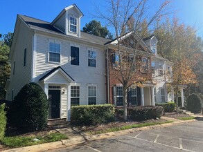 Building Photo - 109 Charterhouse Ln