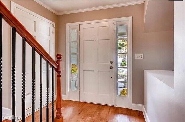 Foto del edificio - 3 br, 2.5 bath Condo - 4550 Village Oaks Way