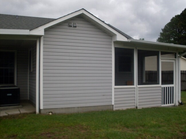 Foto del edificio - Cute Duplex in the Hunter's Creek Subdivis...