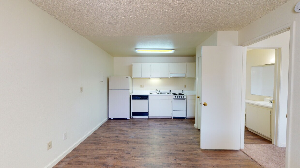 Photo - Sunpointe Gardens Apartment