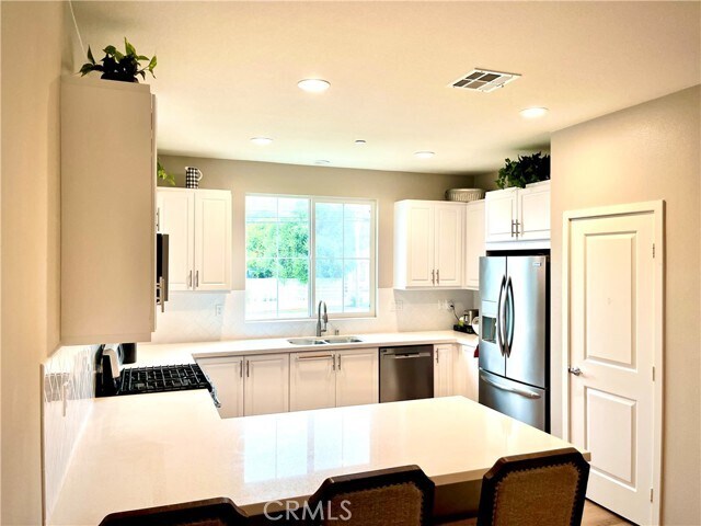 Foto principal - 1016 W Baseline Rd