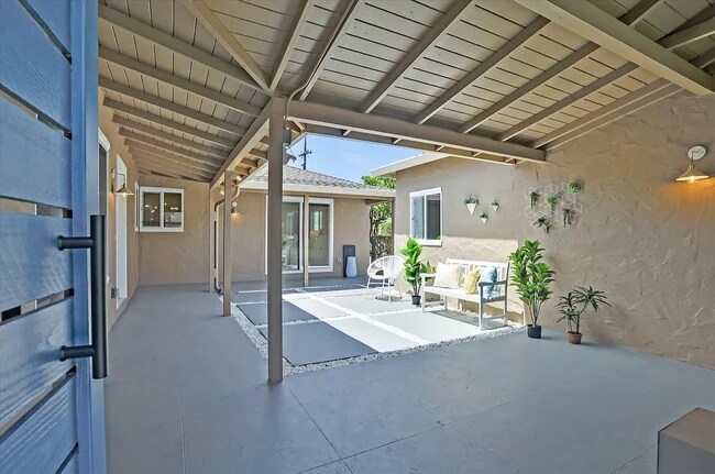 Foto del edificio - 992 Fairfield Ave