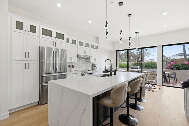 Building Photo - 8989 N Gainey Center Dr