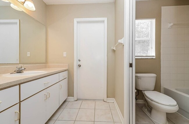Building Photo - 11404 Sweet Fern Dr
