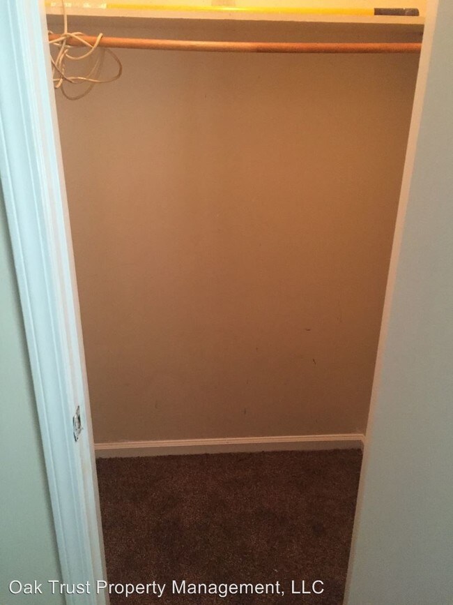 Building Photo - 5031 Chateau Ave
