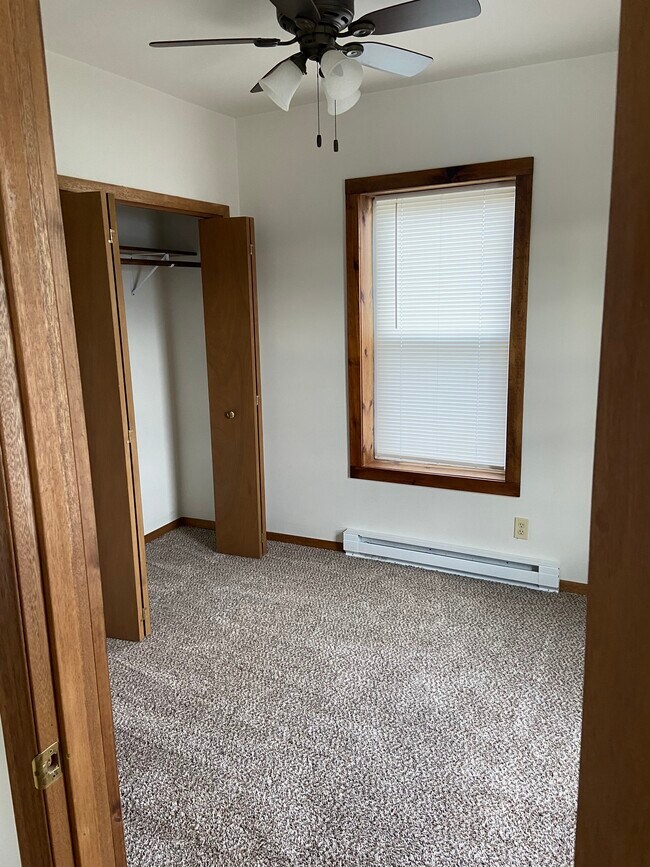 119 W Main St, Coleman, WI 54112 Apartments in Coleman, WI