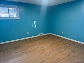 Building Photo - 116 Nicholson St