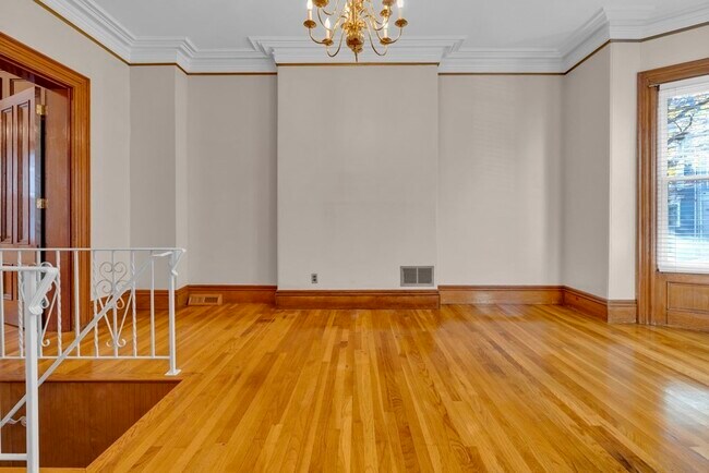 Foto del edificio - 268 W Fifth St