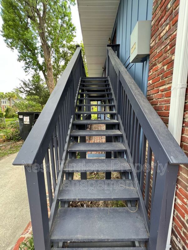 Foto del edificio - 1229 Willow Branch Ave