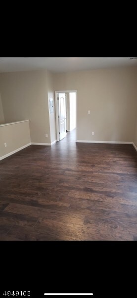 Building Photo - 174 Maple Ave