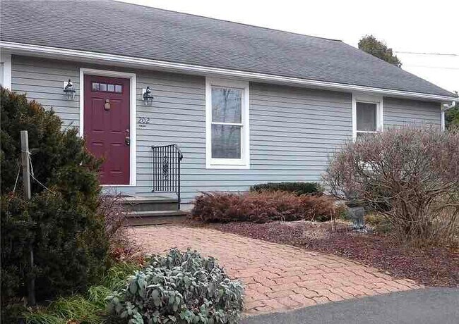 Building Photo - 202 Springfield Rd
