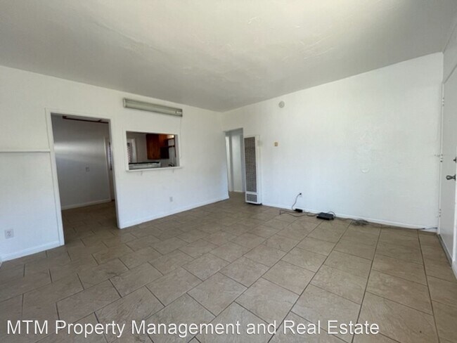 Building Photo - 2 br, 1 bath House - 323 Roanoke Rd