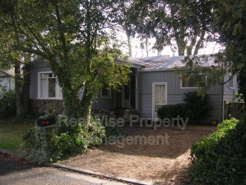 Primary Photo - 1743 Homes