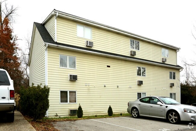 Building Photo - Brownsboro Terrace Condominiums