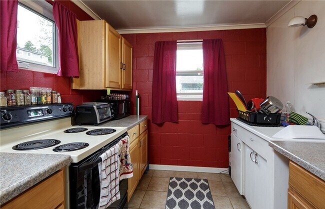 Foto del edificio - Garden Property Devel, LLC - 821 Billy Fra...