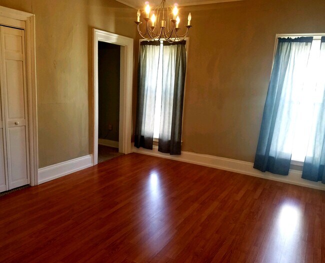 36 Prospect St Unit Lower, Jamestown, NY 14701 Apartments in Jamestown, NY