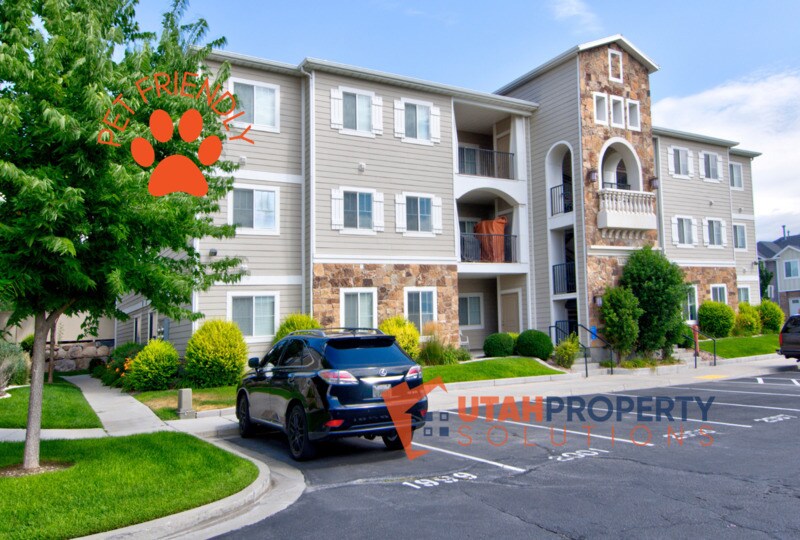 Foto principal - 1807 N Crest Rd