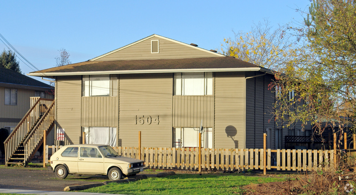 Primary Photo - 1504 Valley Ave E
