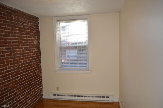 Building Photo - 2 br, 1 bath Apartment - 98 Tyler St Tyler St