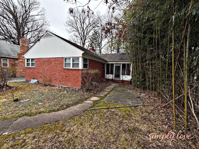 Building Photo - 4526 Albion Rd