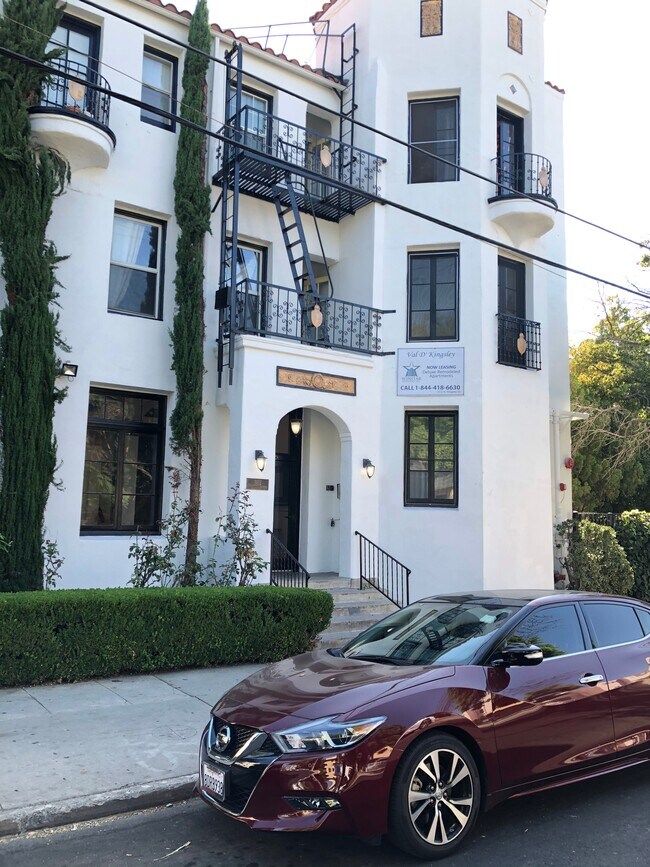 Foto del edificio - 1412 N Kingsley Dr