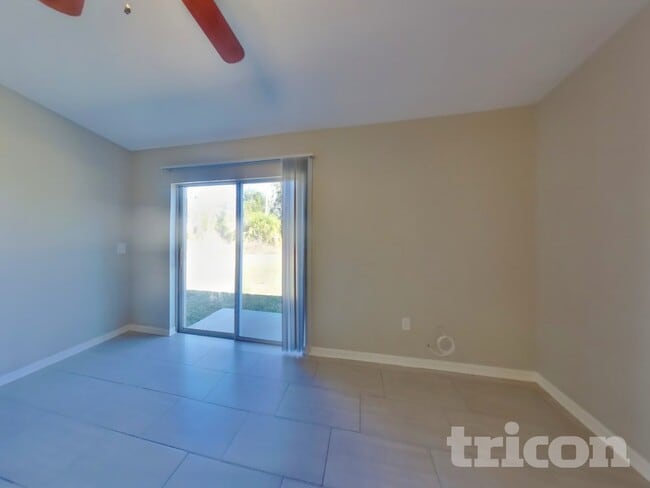 Building Photo - 1054 Valentine St