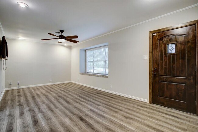 Foto del edificio - 4711 Jason St