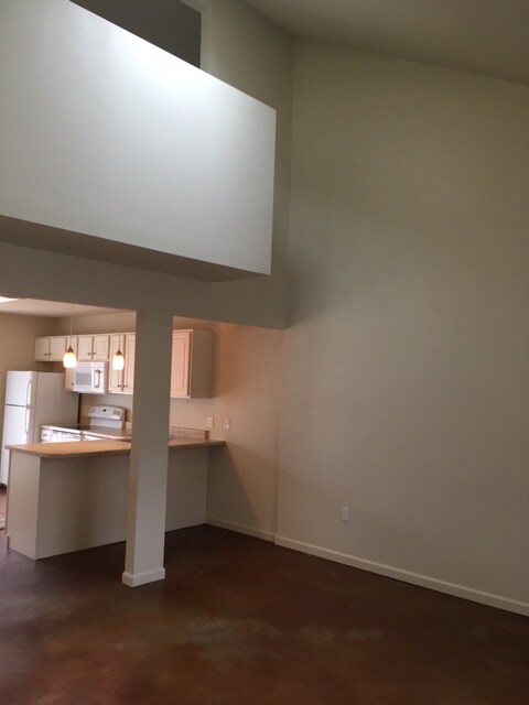 Primary Photo - 5219 Loft Drive