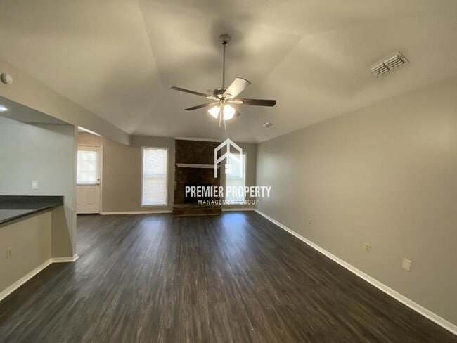 Building Photo - 4474 Bonnie Brae Dr