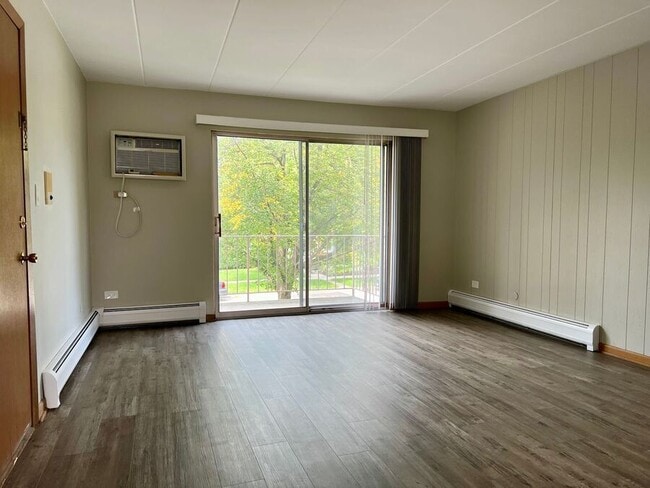 Building Photo - 8021 W 30th St