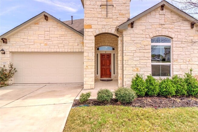 Foto del edificio - 225 Deep Creek Dr
