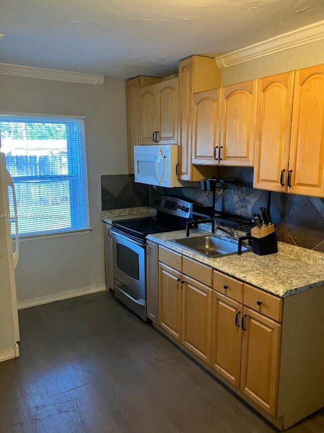 Foto del edificio - 2127 Wilson St